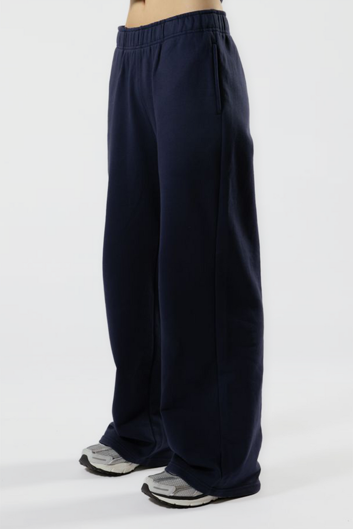 Straight Leg Sweatpant - Navy